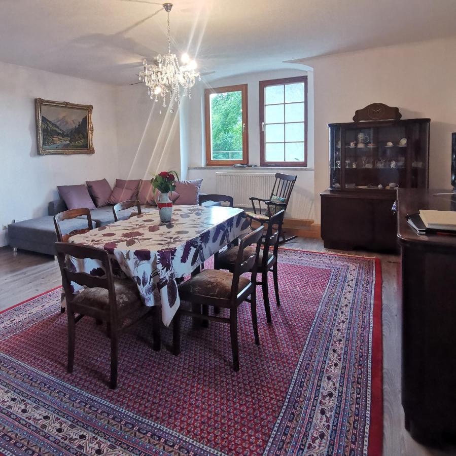 Ruhige Ferienwohnung Im Gutshaus Niederorschel Exteriér fotografie