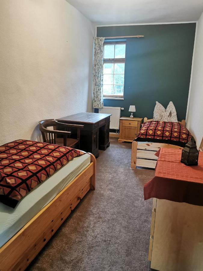 Ruhige Ferienwohnung Im Gutshaus Niederorschel Exteriér fotografie